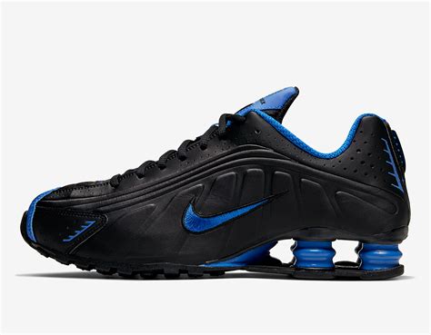 nike shox r4 schwarz blau|nike shox r4 price.